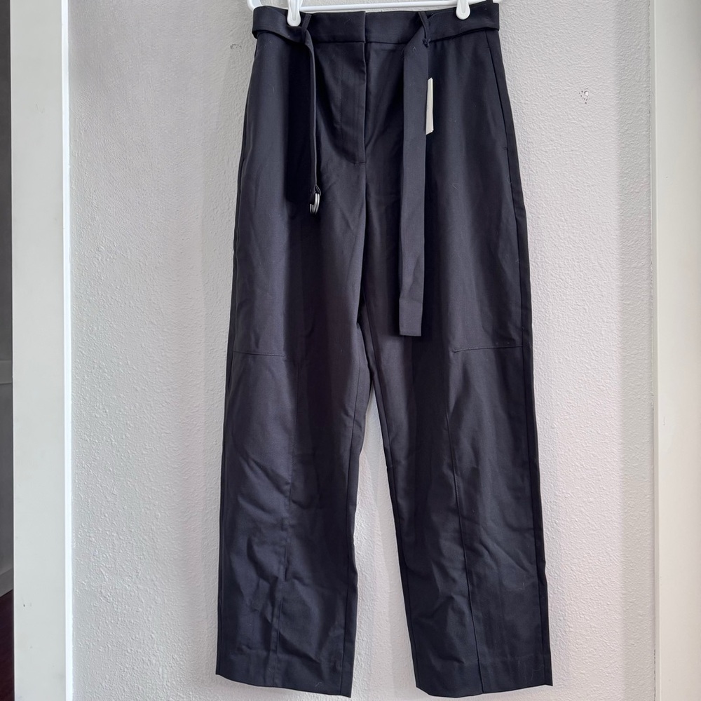 Banana Republic Italian Wool Trouser • NWT • Size 6 Long • Black